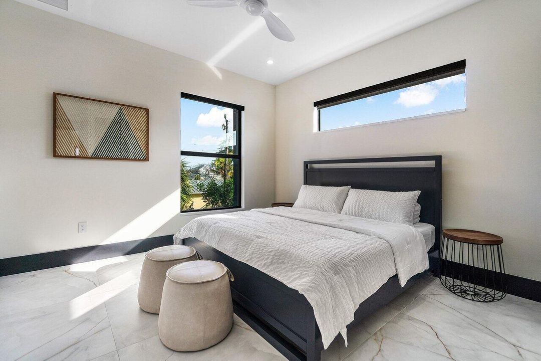 На продажу: $5,250,000 (6 спален, 5 ванн, 4706 Квадратных фут)