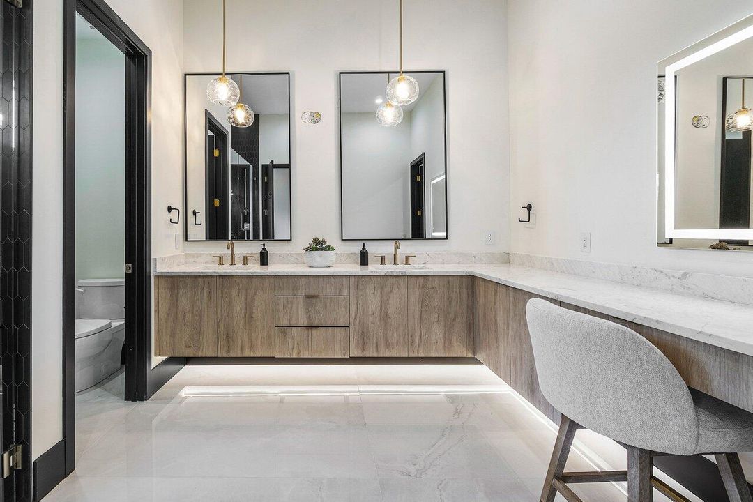 На продажу: $5,250,000 (6 спален, 5 ванн, 4706 Квадратных фут)