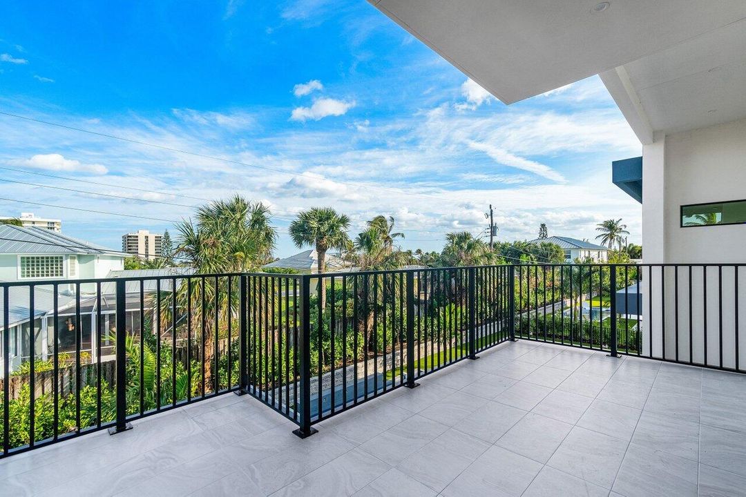 На продажу: $5,250,000 (6 спален, 5 ванн, 4706 Квадратных фут)