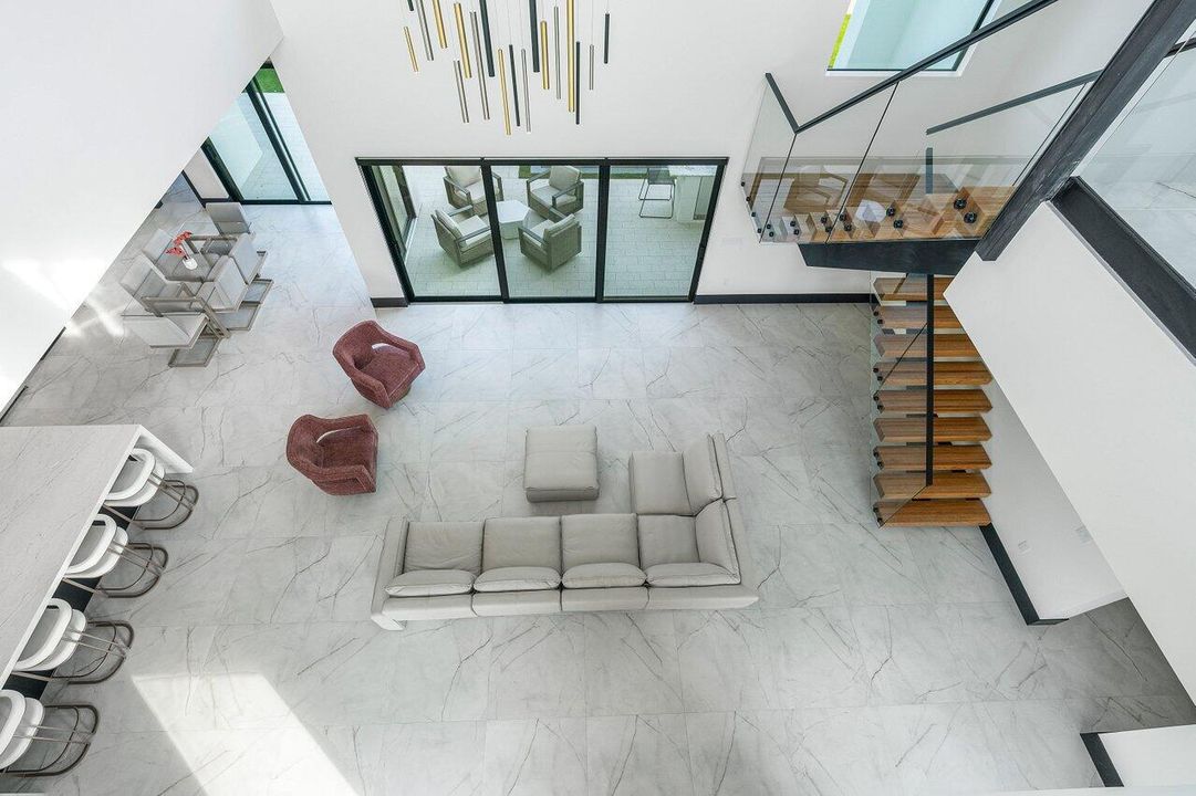 На продажу: $5,250,000 (6 спален, 5 ванн, 4706 Квадратных фут)