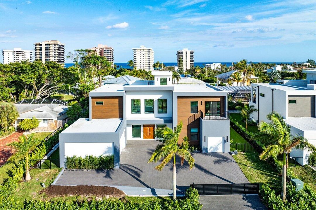 На продажу: $5,250,000 (6 спален, 5 ванн, 4706 Квадратных фут)