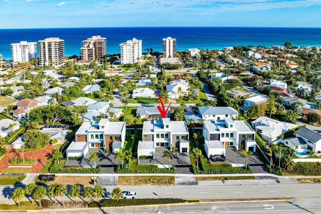 На продажу: $5,250,000 (6 спален, 5 ванн, 4706 Квадратных фут)