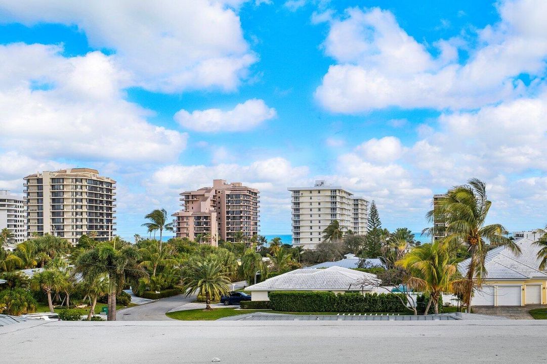 На продажу: $5,250,000 (6 спален, 5 ванн, 4706 Квадратных фут)