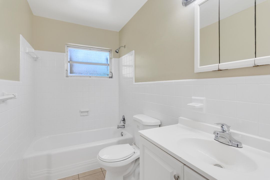 Activo con contrato: $249,900 (3 camas, 2 baños, 1262 Pies cuadrados)