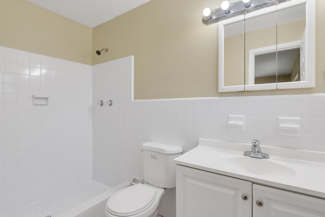 Activo con contrato: $249,900 (3 camas, 2 baños, 1262 Pies cuadrados)