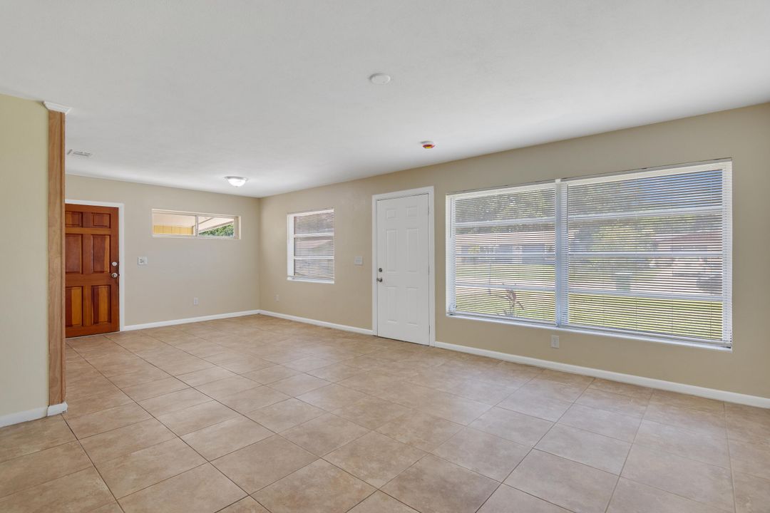 Activo con contrato: $249,900 (3 camas, 2 baños, 1262 Pies cuadrados)