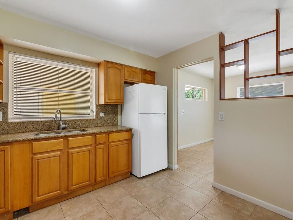 Activo con contrato: $249,900 (3 camas, 2 baños, 1262 Pies cuadrados)