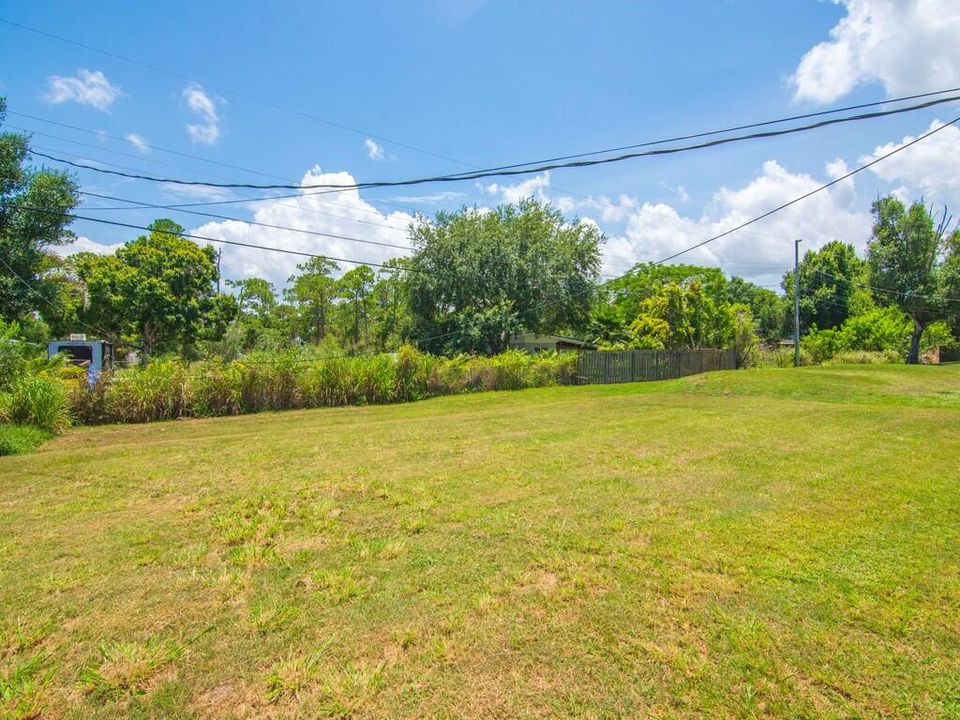 Activo con contrato: $249,900 (3 camas, 2 baños, 1262 Pies cuadrados)