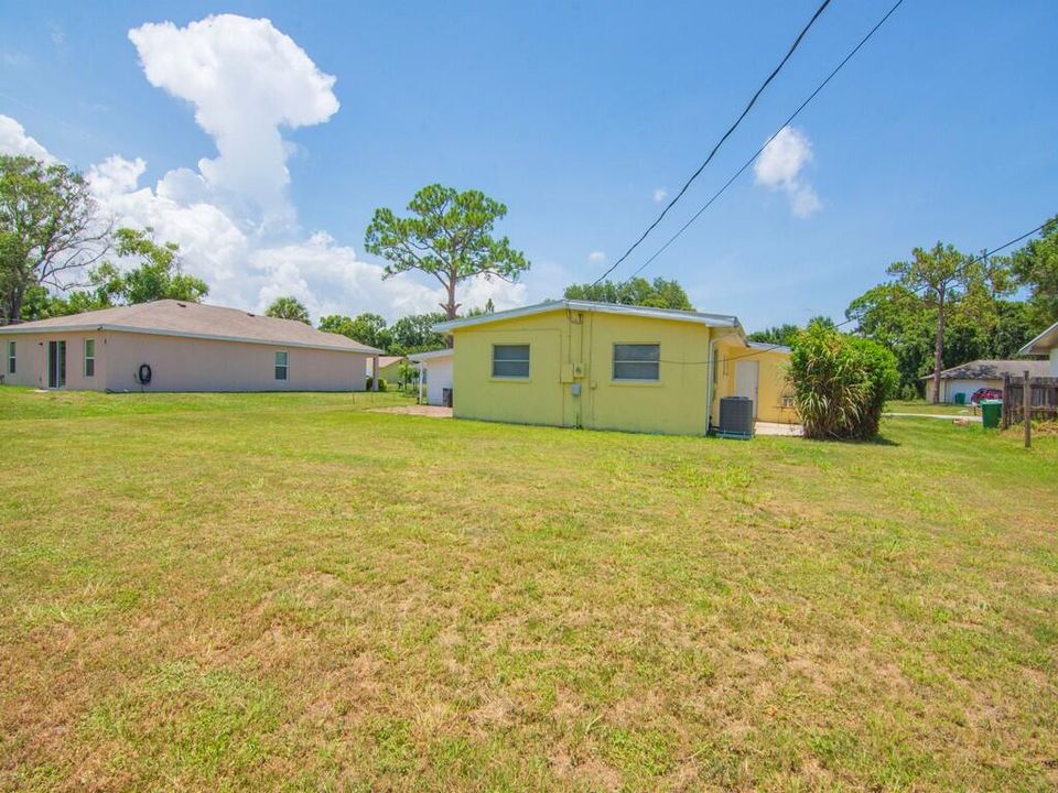 Activo con contrato: $249,900 (3 camas, 2 baños, 1262 Pies cuadrados)