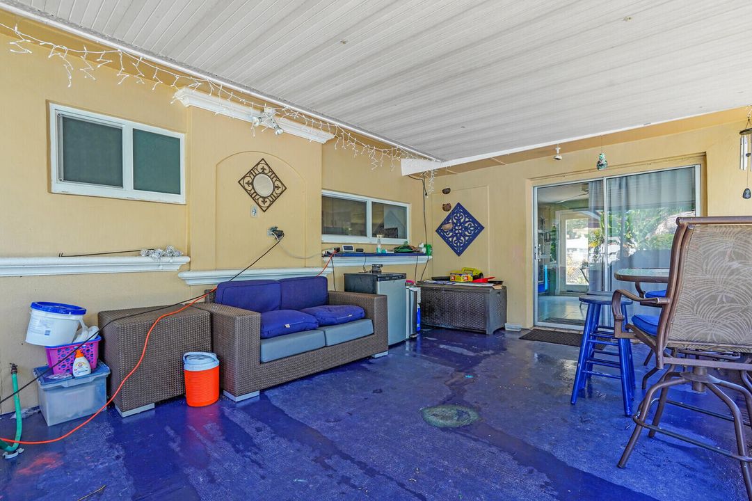 Activo con contrato: $749,000 (3 camas, 2 baños, 1768 Pies cuadrados)