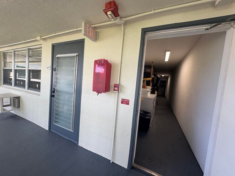 待售: $89,000 (1 贝兹, 1 浴室, 593 平方英尺)