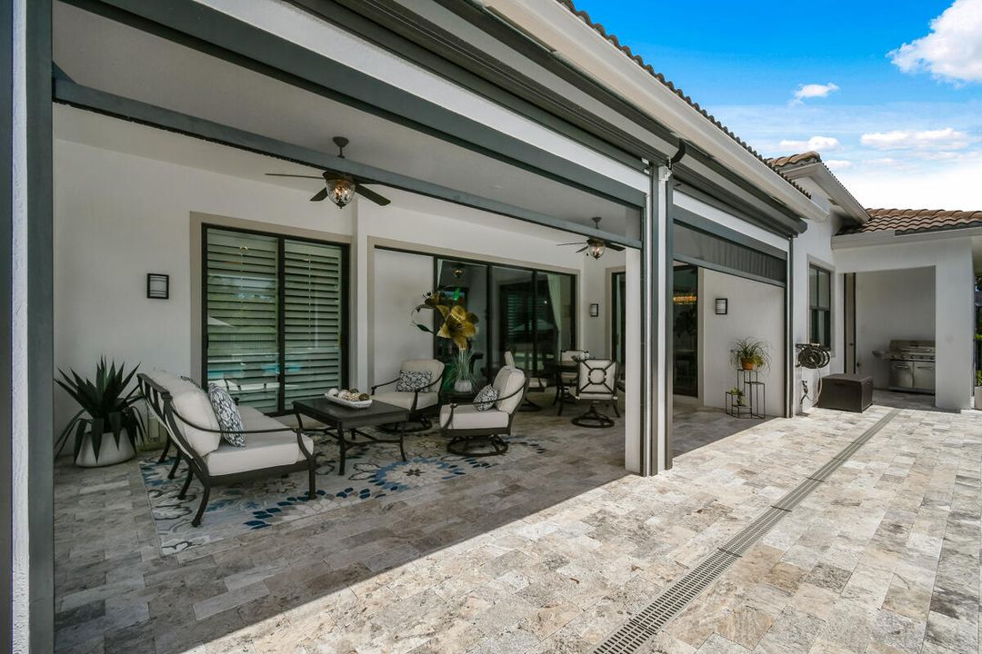 For Sale: $1,375,000 (4 beds, 3 baths, 3089 Square Feet)