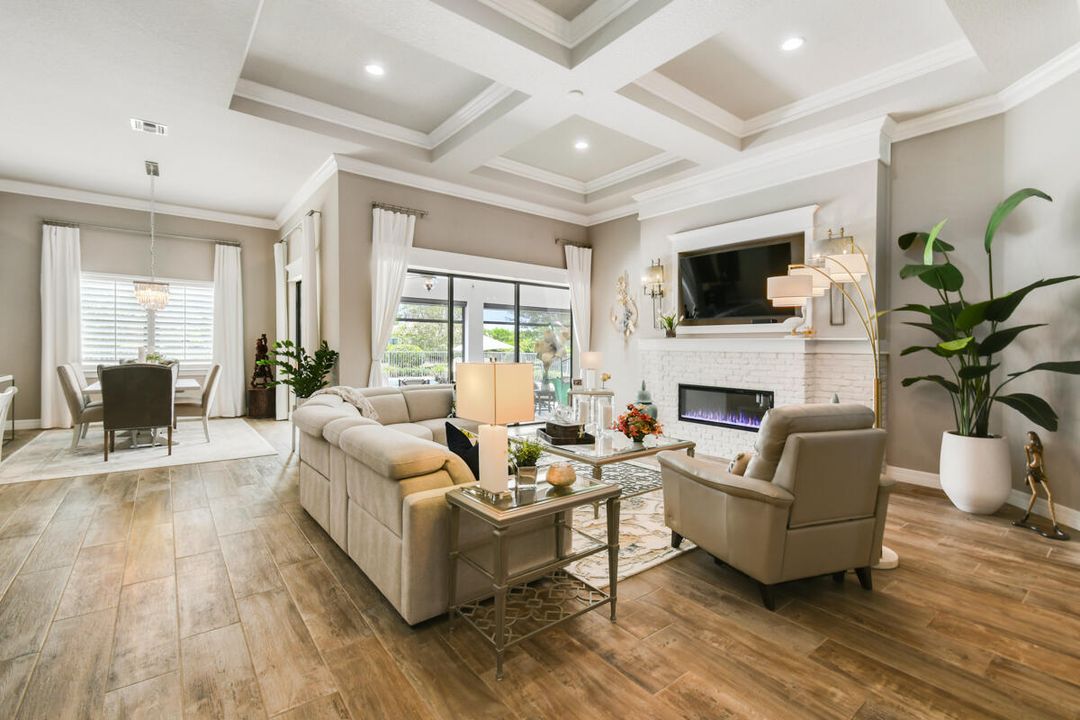 For Sale: $1,375,000 (4 beds, 3 baths, 3089 Square Feet)