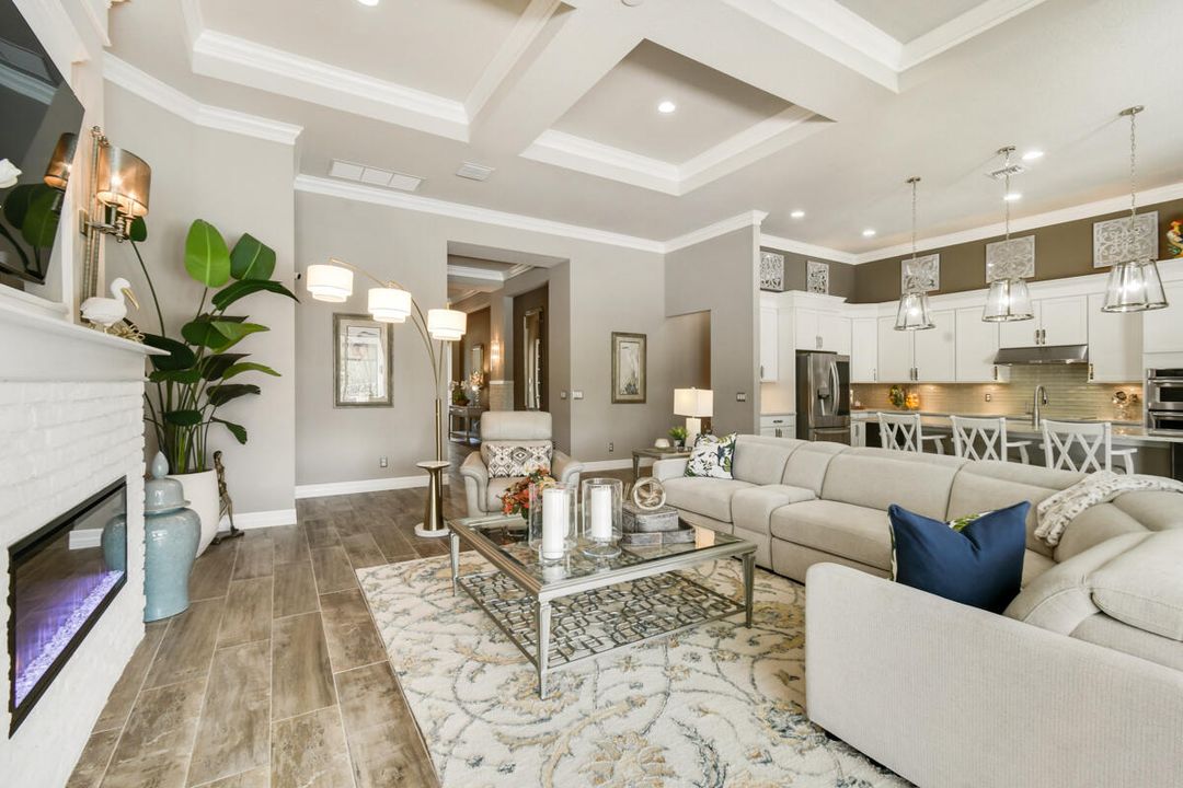 For Sale: $1,375,000 (4 beds, 3 baths, 3089 Square Feet)