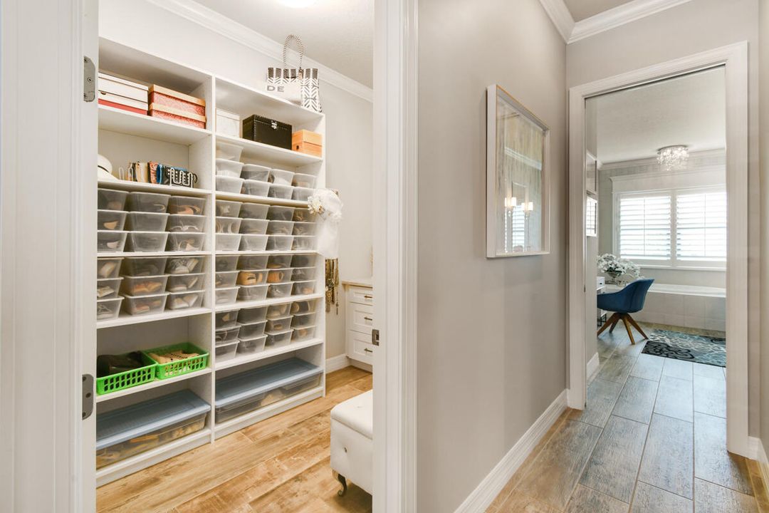 For Sale: $1,375,000 (4 beds, 3 baths, 3089 Square Feet)