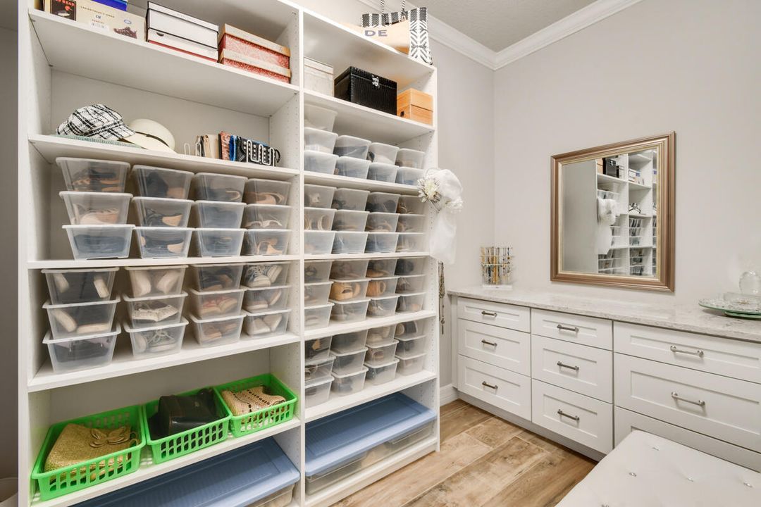 For Sale: $1,375,000 (4 beds, 3 baths, 3089 Square Feet)