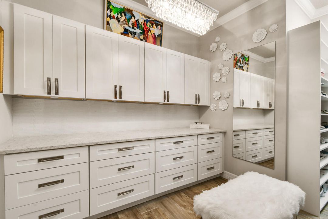 For Sale: $1,375,000 (4 beds, 3 baths, 3089 Square Feet)