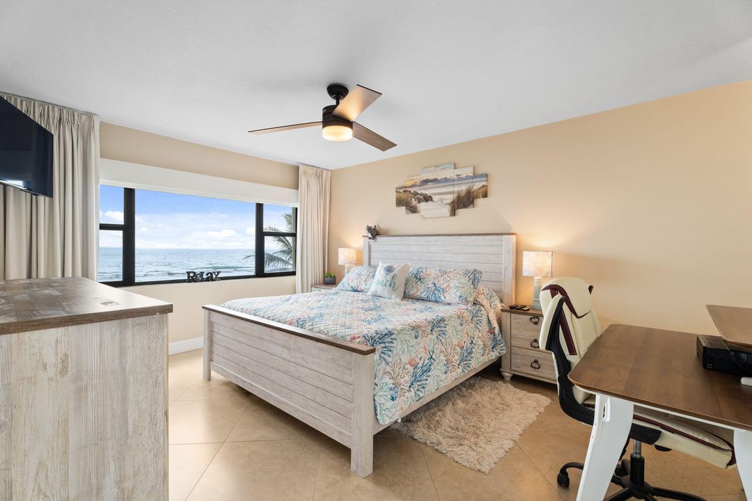 出租: $4,000 (2 贝兹, 2 浴室, 984 平方英尺)