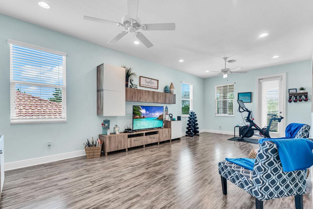 Activo con contrato: $1,199,000 (5 camas, 4 baños, 4343 Pies cuadrados)