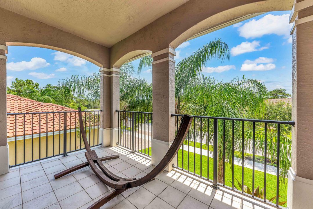 Activo con contrato: $1,199,000 (5 camas, 4 baños, 4343 Pies cuadrados)