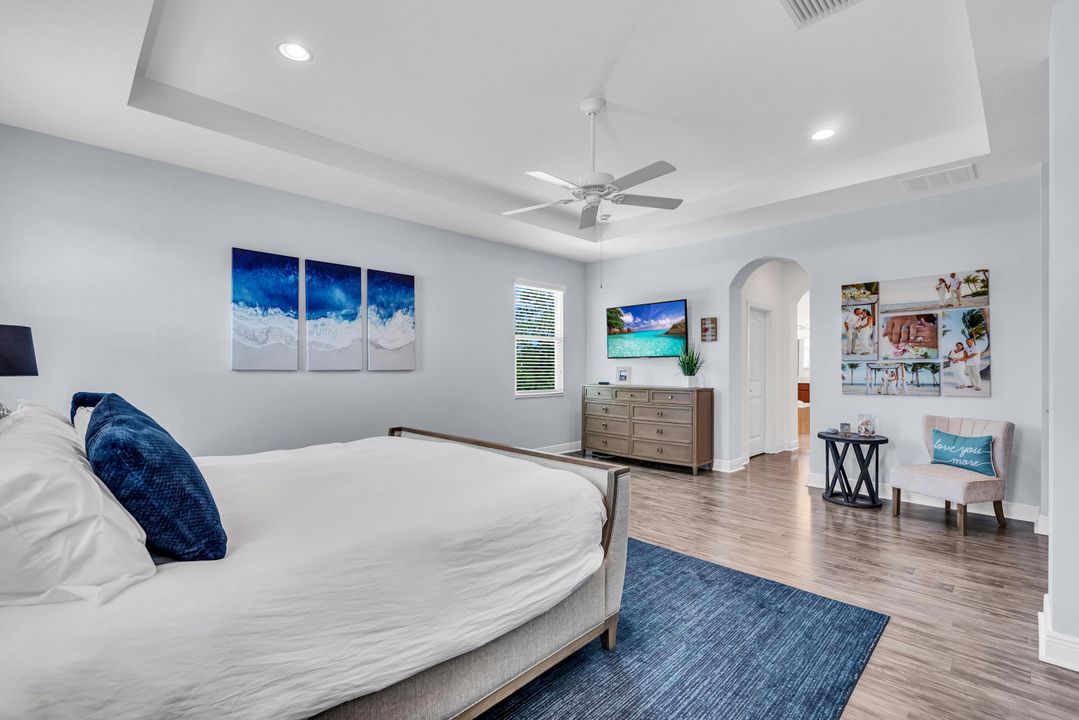 Activo con contrato: $1,199,000 (5 camas, 4 baños, 4343 Pies cuadrados)