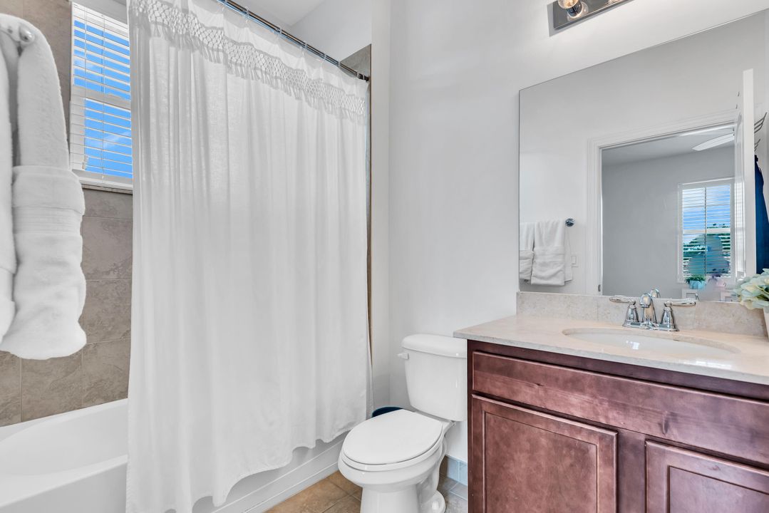 Activo con contrato: $1,199,000 (5 camas, 4 baños, 4343 Pies cuadrados)