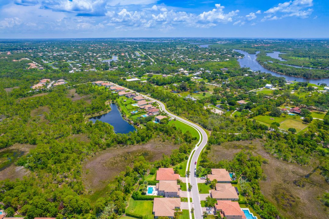 Activo con contrato: $1,199,000 (5 camas, 4 baños, 4343 Pies cuadrados)