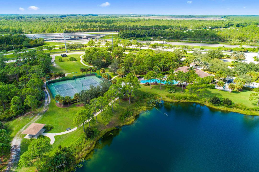 Activo con contrato: $1,199,000 (5 camas, 4 baños, 4343 Pies cuadrados)