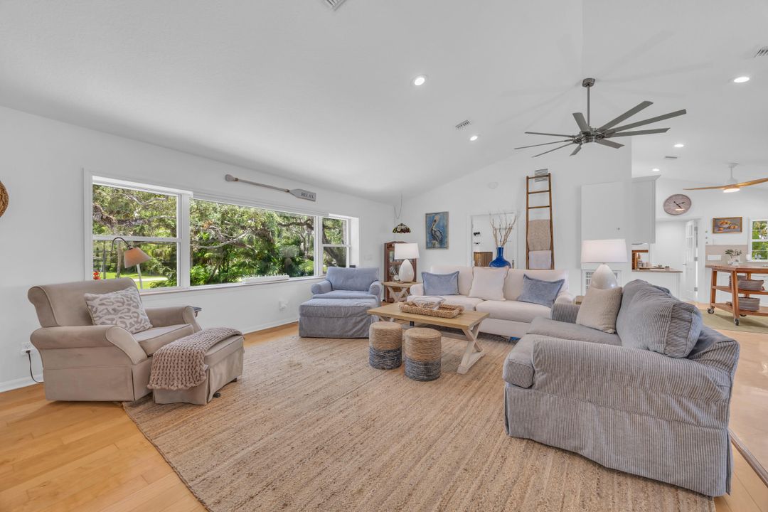 For Sale: $1,375,000 (4 beds, 3 baths, 2239 Square Feet)