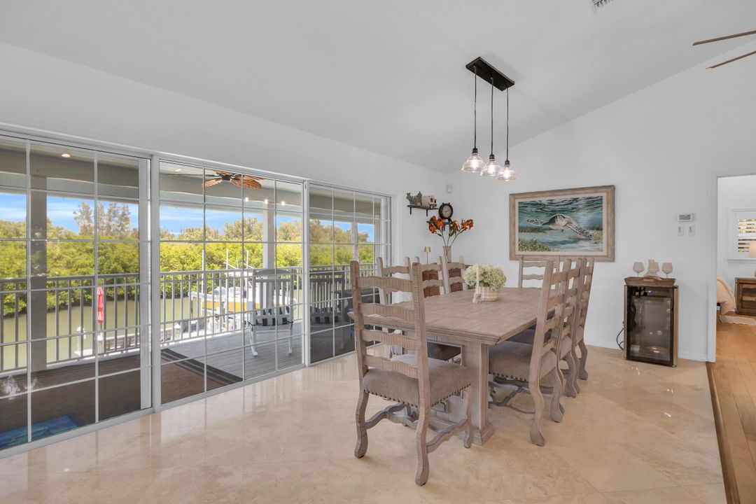 For Sale: $1,375,000 (4 beds, 3 baths, 2239 Square Feet)