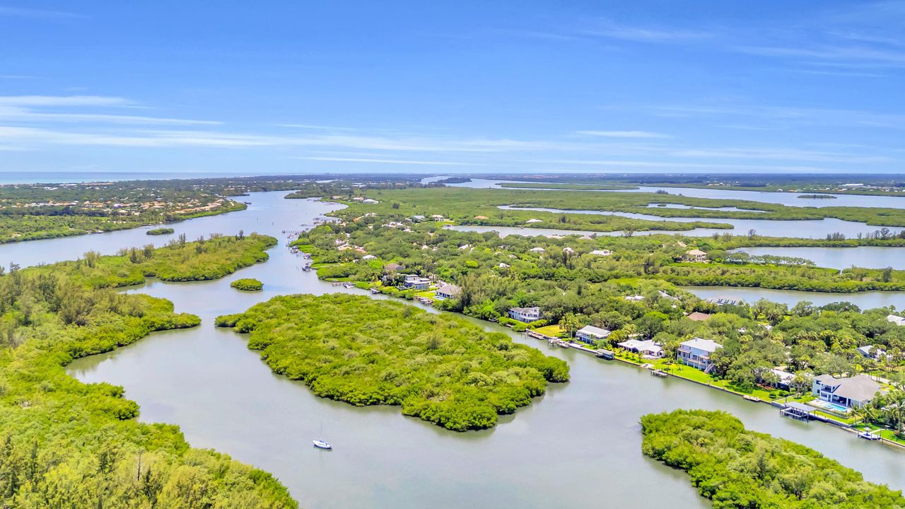 For Sale: $1,375,000 (4 beds, 3 baths, 2239 Square Feet)