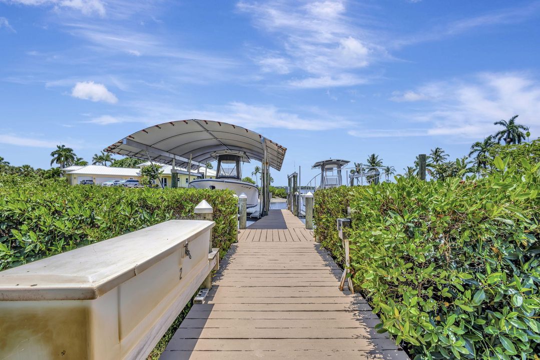 For Sale: $3,199,000 (5 beds, 3 baths, 4530 Square Feet)