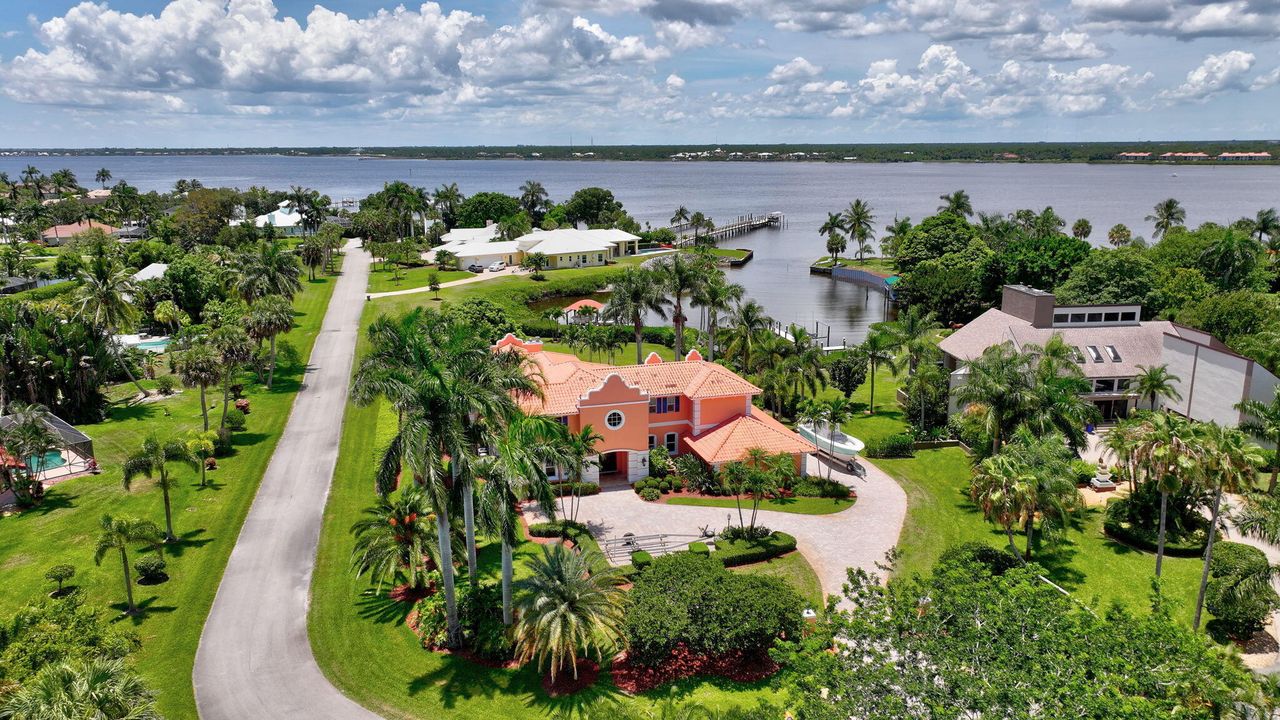 For Sale: $3,199,000 (5 beds, 3 baths, 4530 Square Feet)