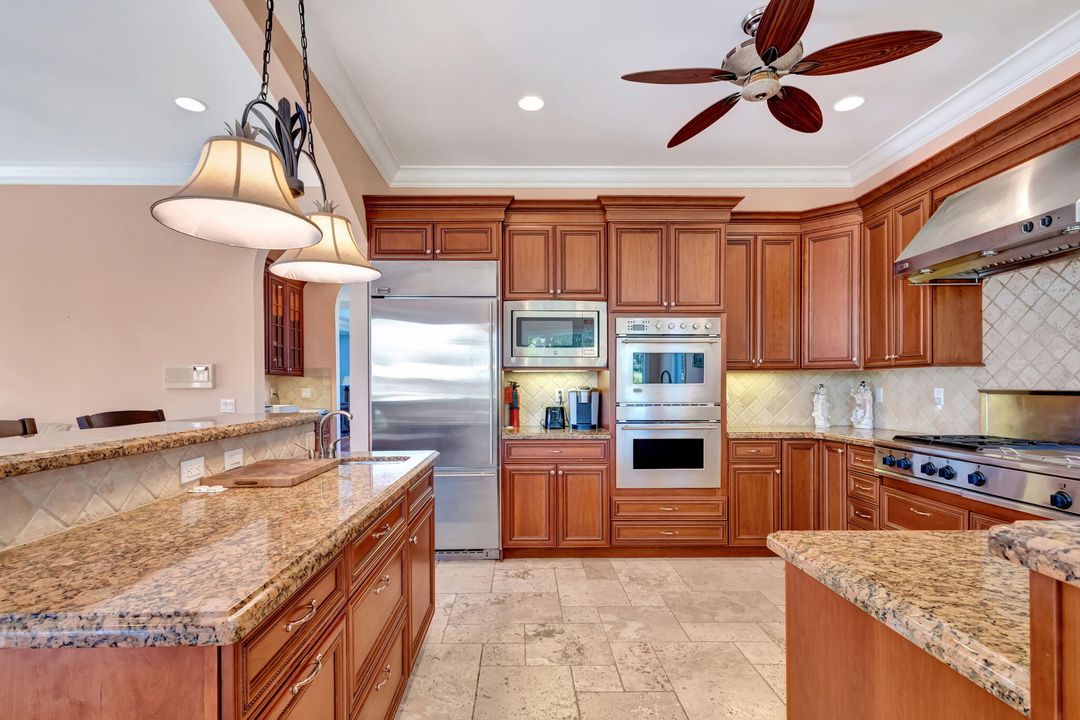 For Sale: $3,199,000 (5 beds, 3 baths, 4530 Square Feet)