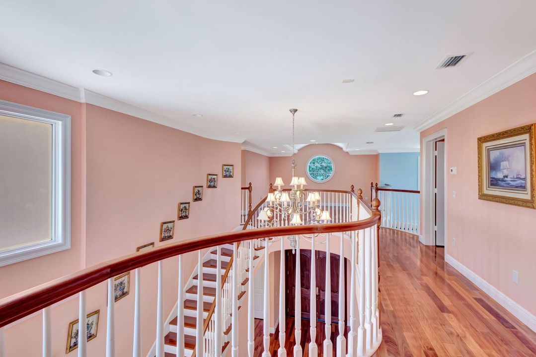 For Sale: $3,199,000 (5 beds, 3 baths, 4530 Square Feet)