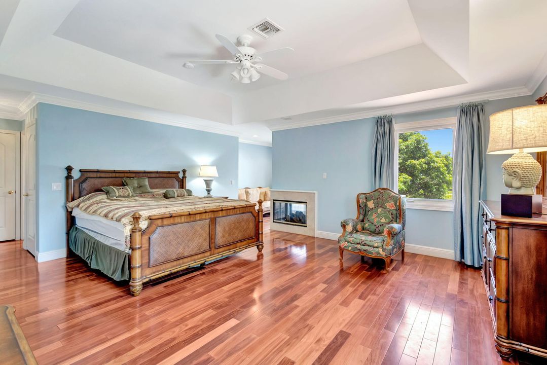 For Sale: $3,199,000 (5 beds, 3 baths, 4530 Square Feet)