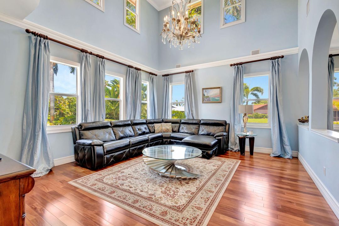 For Sale: $3,199,000 (5 beds, 3 baths, 4530 Square Feet)