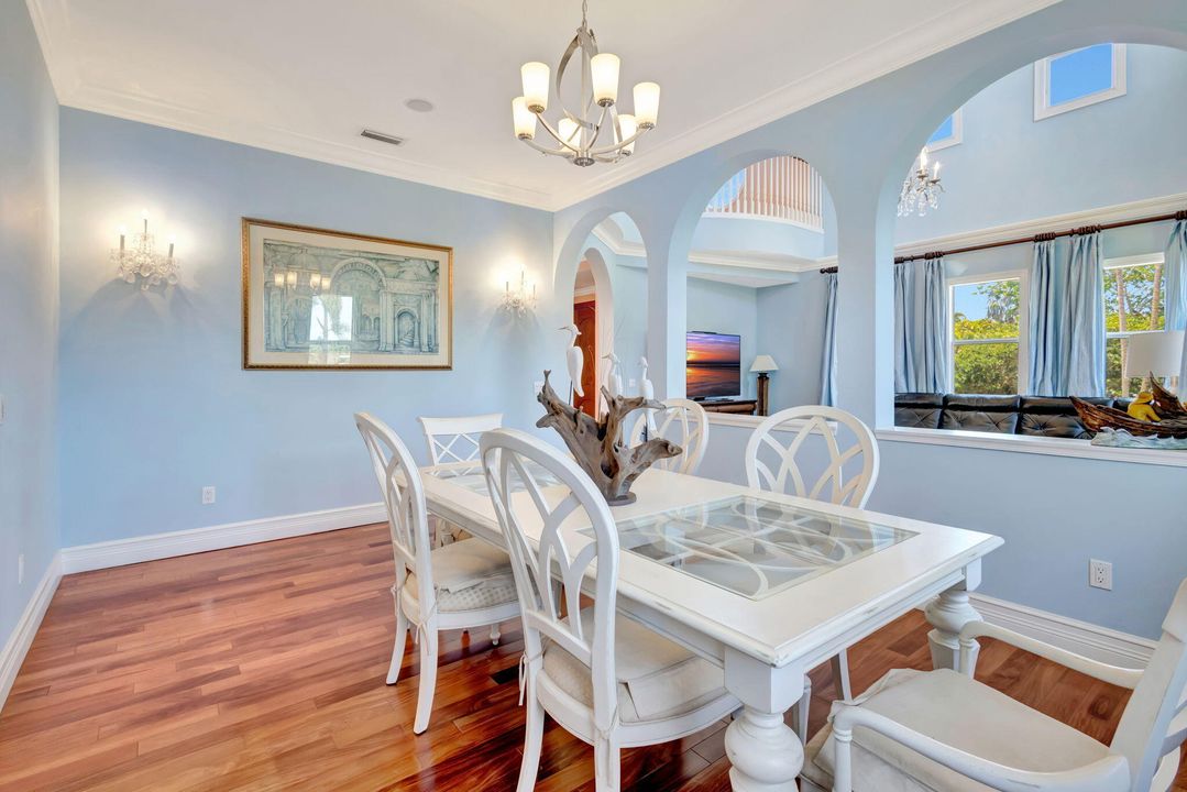 For Sale: $3,199,000 (5 beds, 3 baths, 4530 Square Feet)