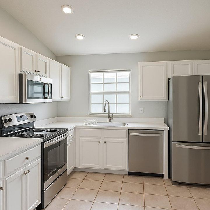 For Sale: $239,900 (2 beds, 2 baths, 1029 Square Feet)