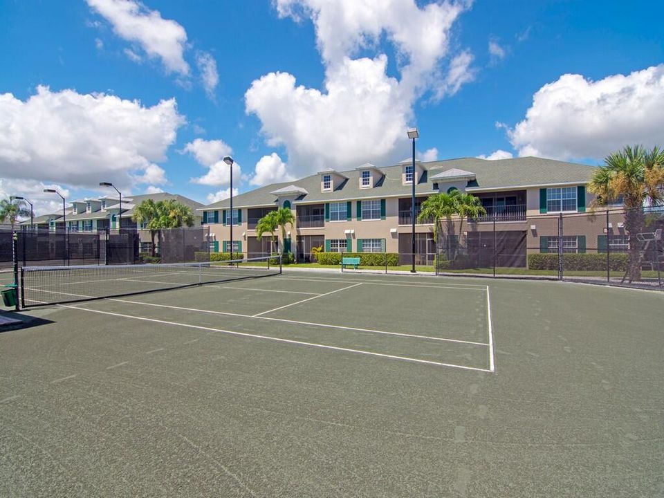 В аренду: $3,500 (3 спален, 2 ванн, 1867 Квадратных фут)