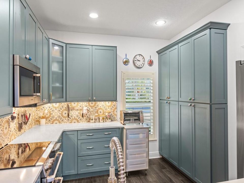 В аренду: $3,500 (3 спален, 2 ванн, 1867 Квадратных фут)