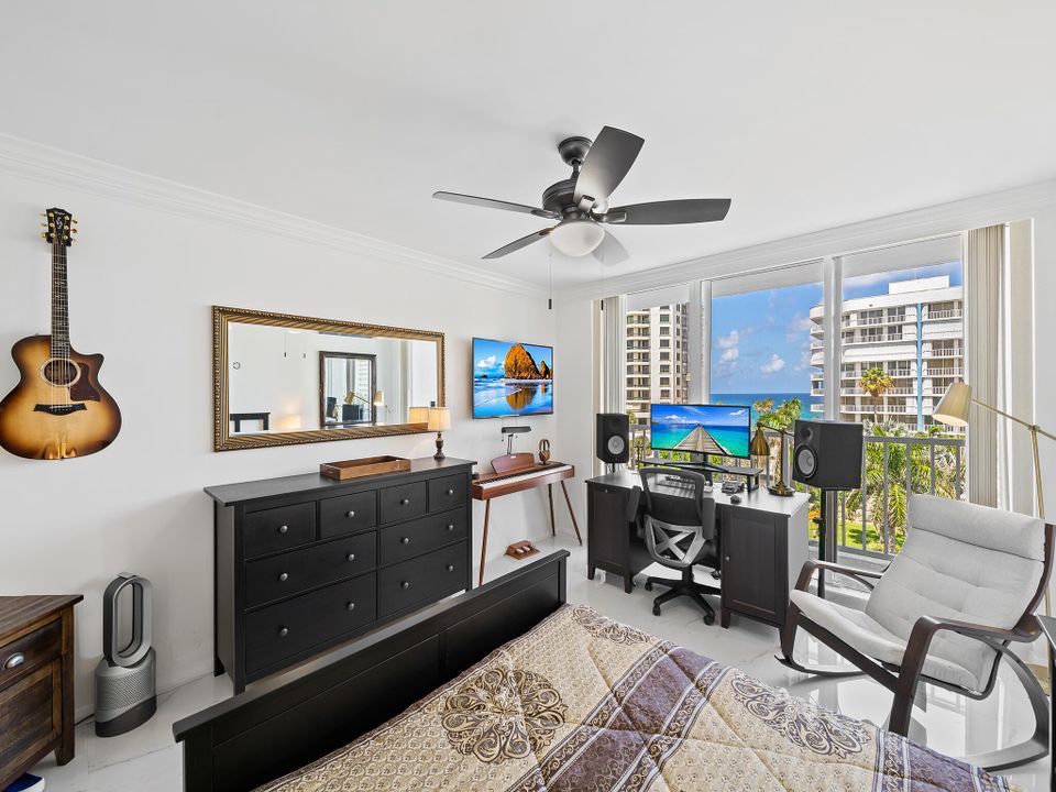 Active With Contract: $1,100,000 (3 beds, 3 baths, 2108 Square Feet)