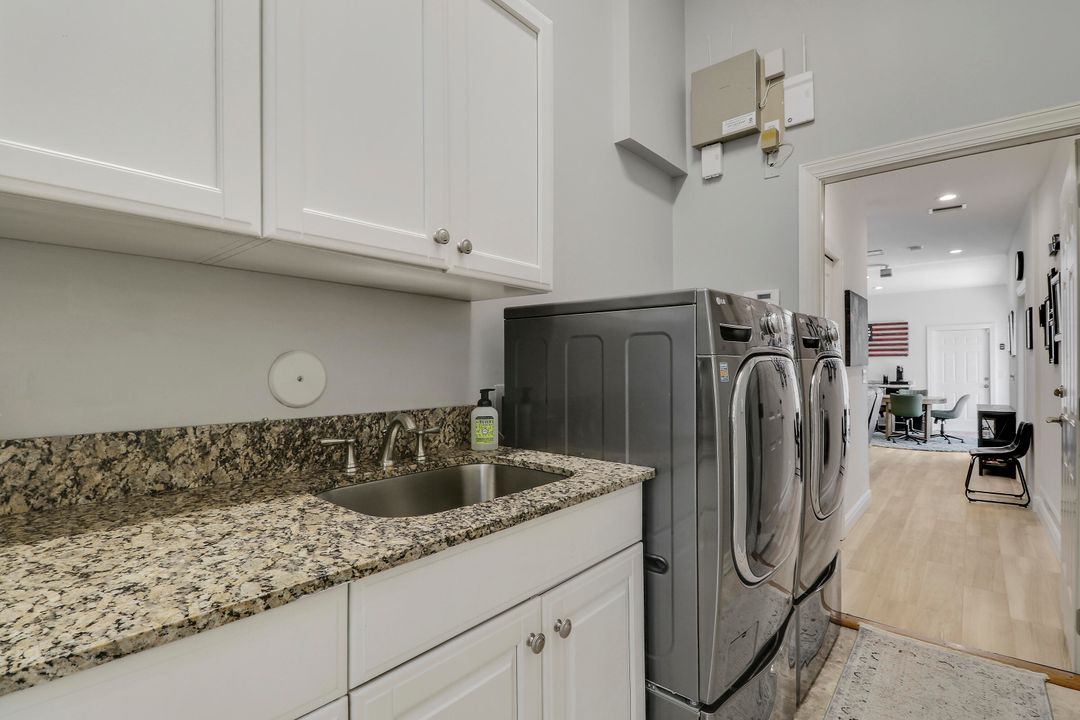 На продажу: $7,900,000 (5 спален, 3 ванн, 3753 Квадратных фут)