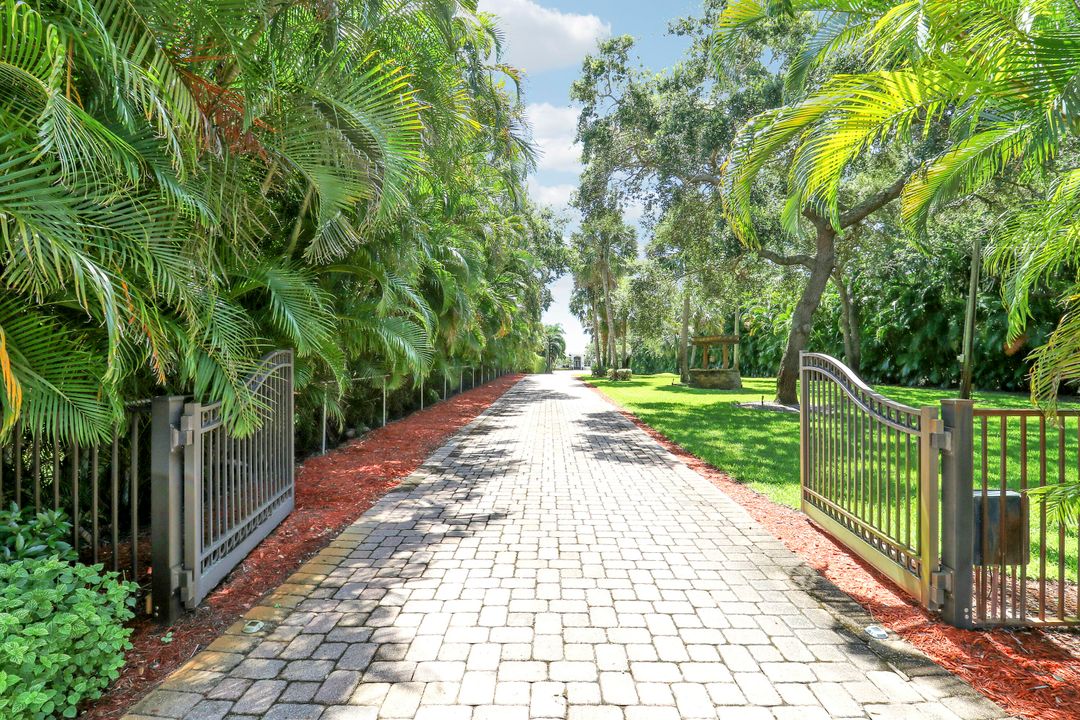 На продажу: $7,900,000 (5 спален, 3 ванн, 3753 Квадратных фут)