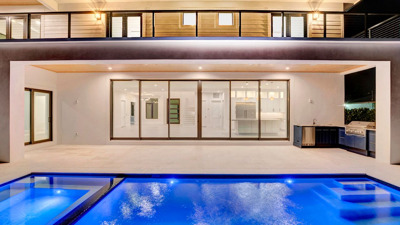 En Venta: $5,480,000 (5 camas, 7 baños, 4621 Pies cuadrados)