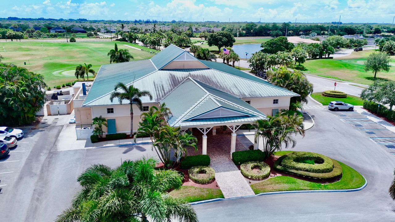 For Sale: $549,900 (5 beds, 3 baths, 3750 Square Feet)