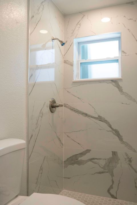 Activo con contrato: $3,100 (3 camas, 2 baños, 1134 Pies cuadrados)