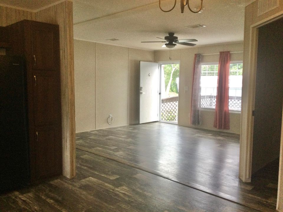 En Venta: $89,900 (3 camas, 2 baños, 1040 Pies cuadrados)