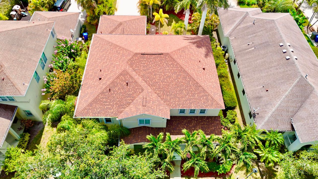 For Sale: $549,900 (5 beds, 3 baths, 3750 Square Feet)