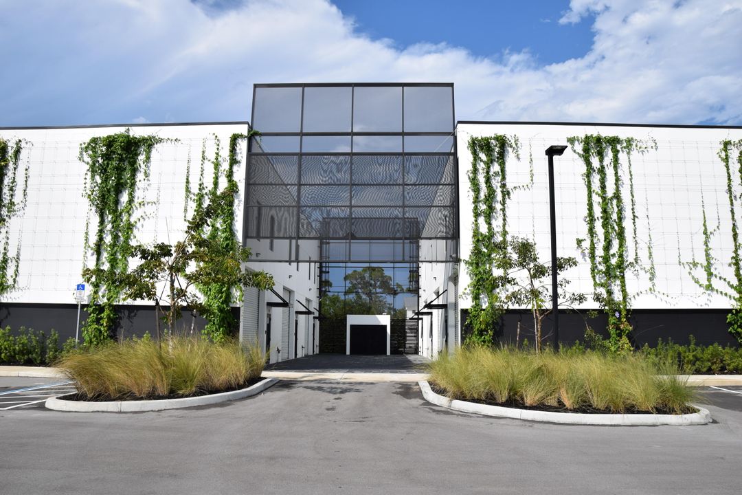 待售: $700,000 (0 贝兹, 0 浴室, 1709 平方英尺)